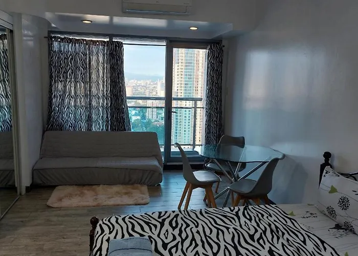 Bay Front Delux Pearl Of The Orient Appartement Manille